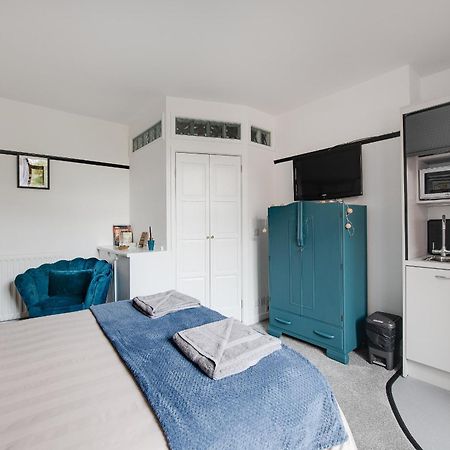 Ferryman Apartments By Places To Be Portsmouth Extérieur photo