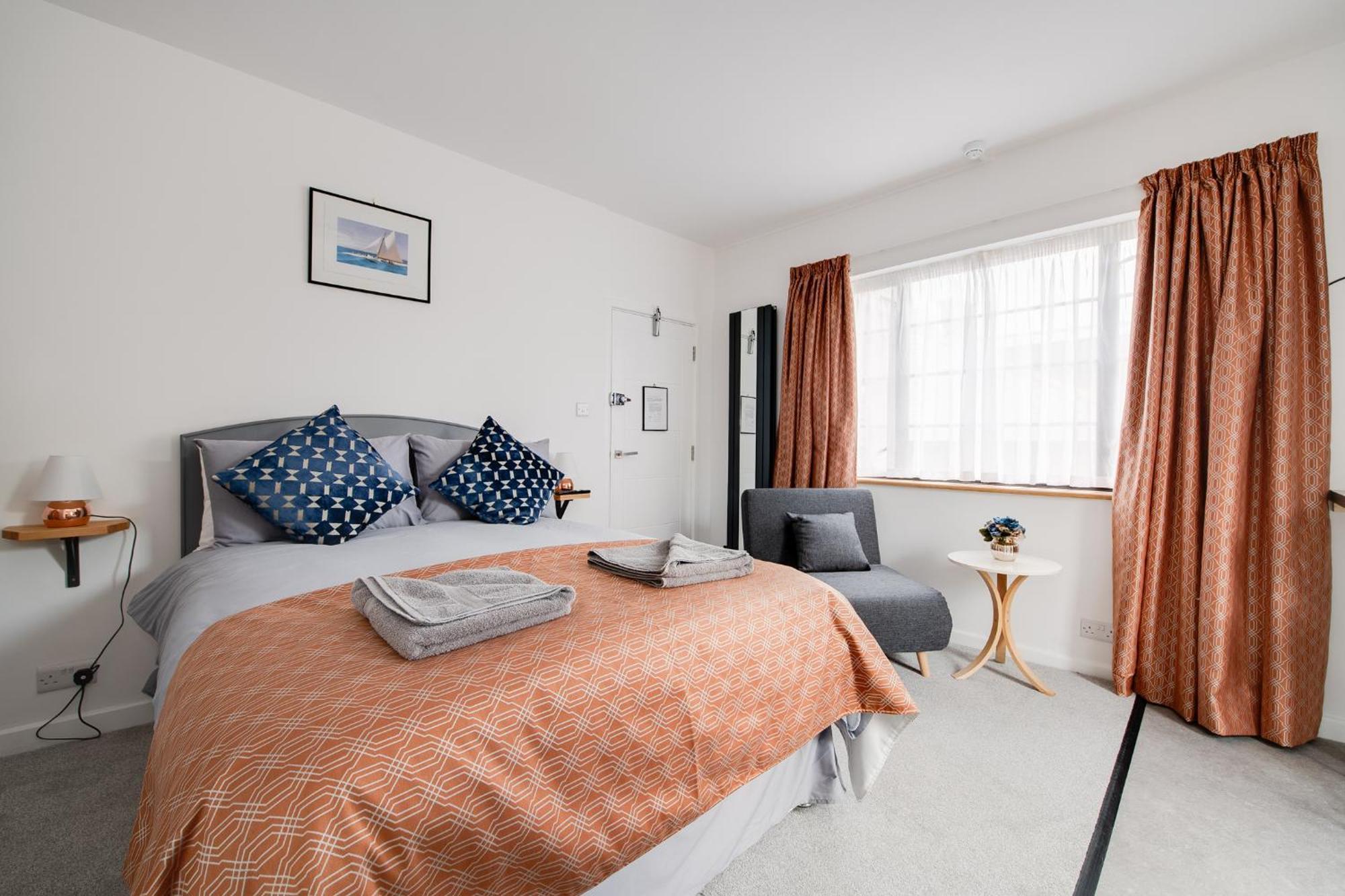 Ferryman Apartments By Places To Be Portsmouth Extérieur photo