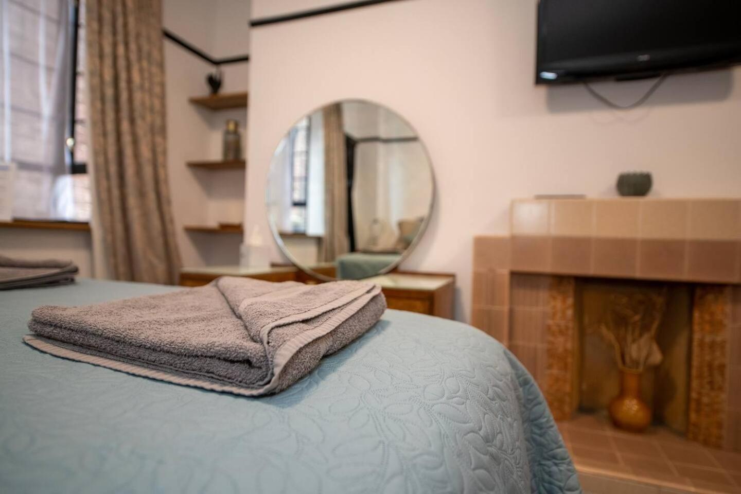 Ferryman Apartments By Places To Be Portsmouth Extérieur photo