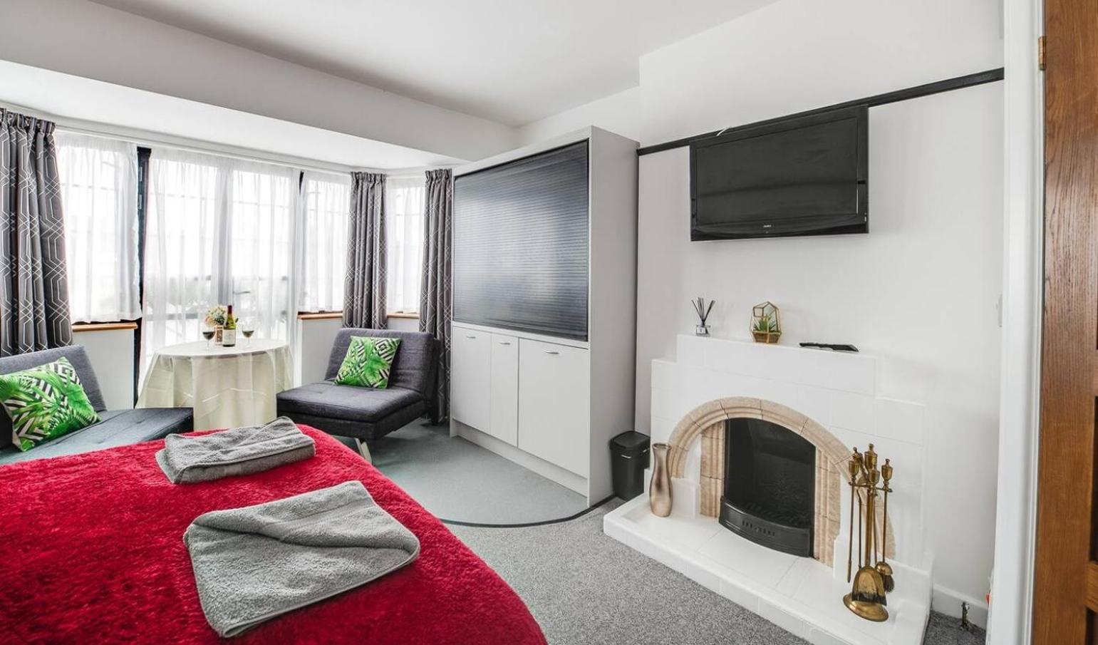Ferryman Apartments By Places To Be Portsmouth Extérieur photo