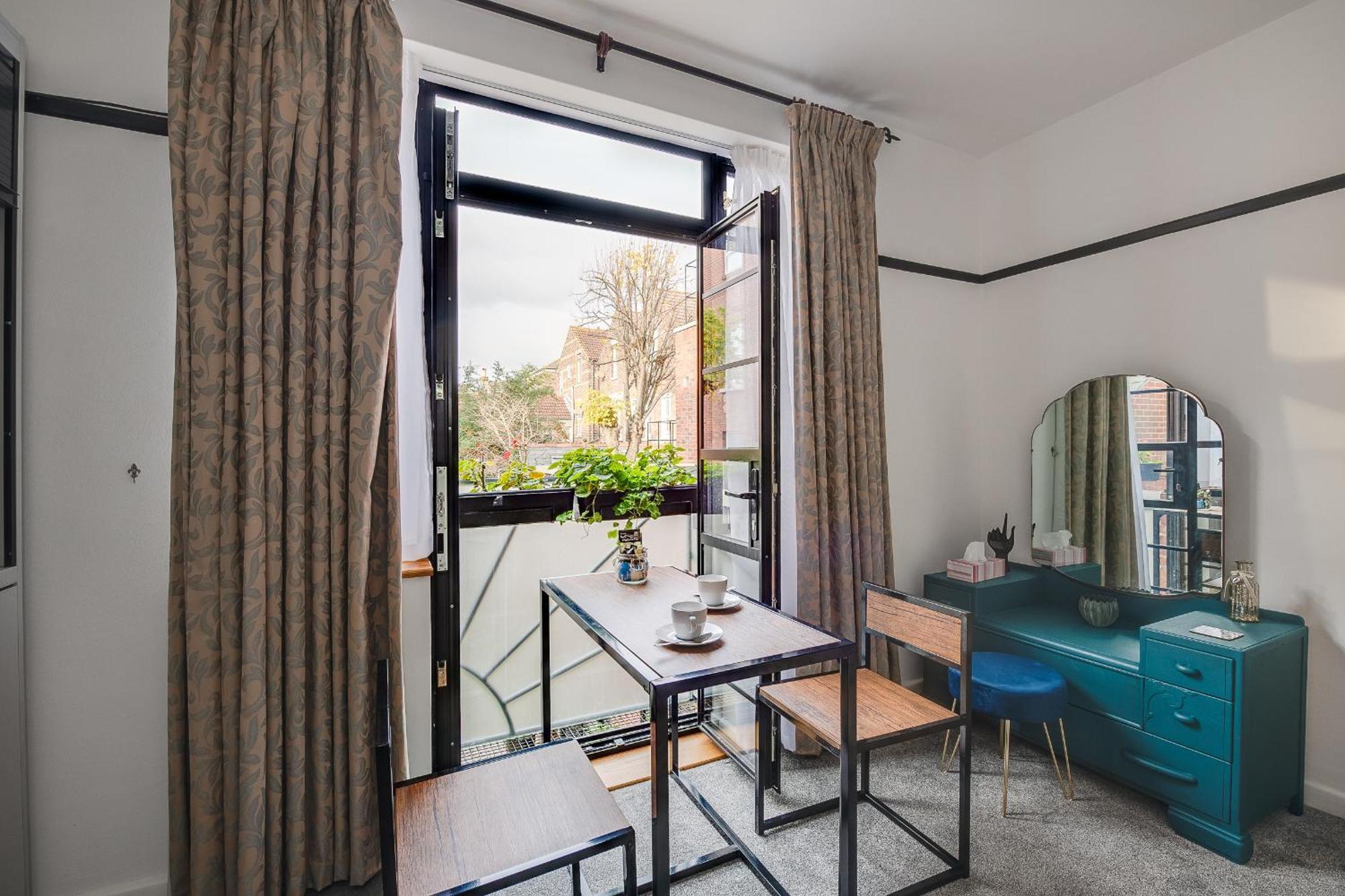 Ferryman Apartments By Places To Be Portsmouth Extérieur photo